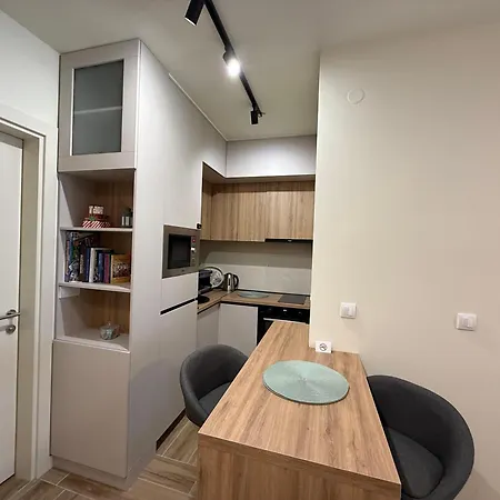 Center - Skyhill Fairy Apartment